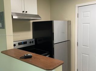 312 S 17th Ave #B, Hollywood, FL 33020