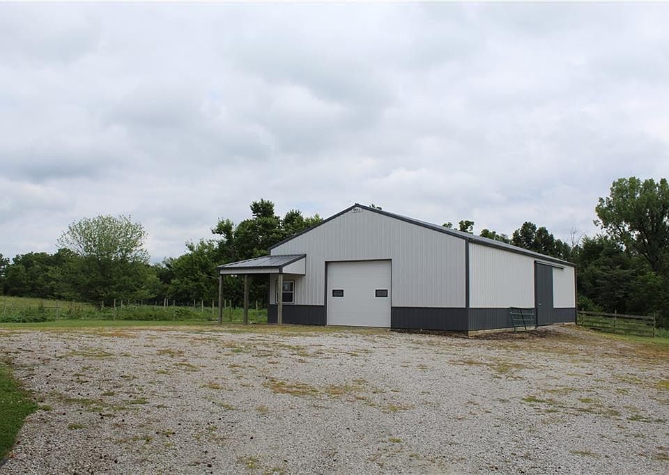1st image of 1370 W County Road 100 N