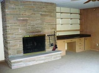 1640 Mierow Ln, Brookfield, WI 53045