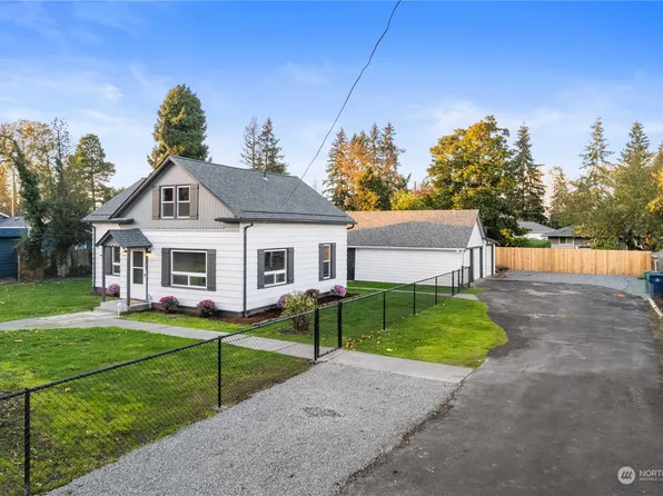 1003 8th Street NE, Auburn, WA 98002