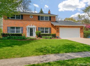 138 56th St, Downers Grove, IL 60516