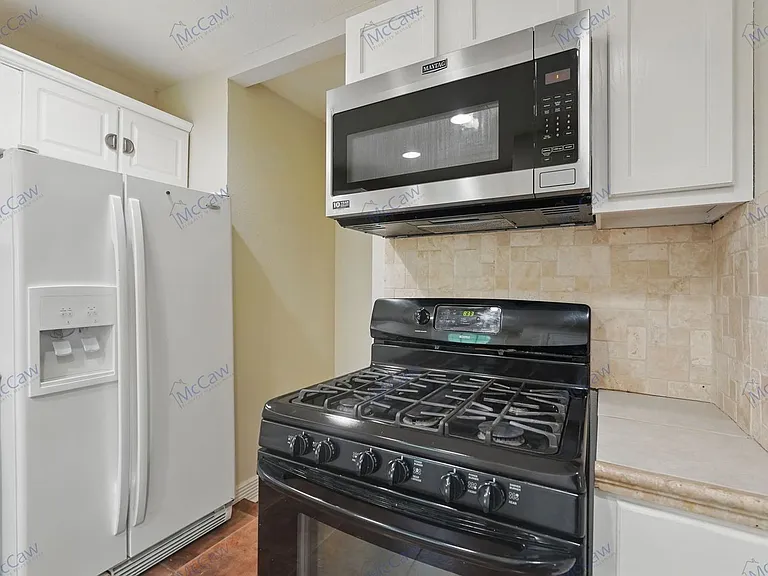 4710 Wateka Dr — Photo 8