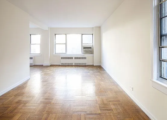 Rented by Warburg | media 16