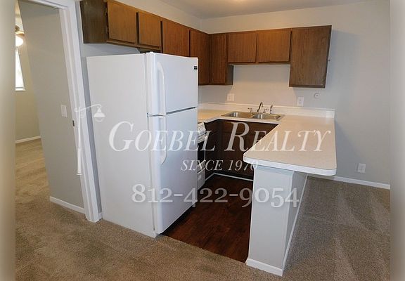 3rd image of 1005 W Franklin St #B