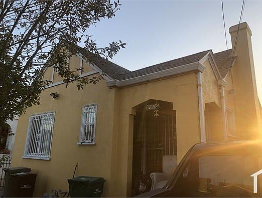 1st image of 8015 Hillside St
