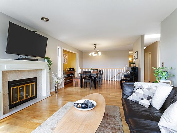 4th image of 84 Ravine Dr