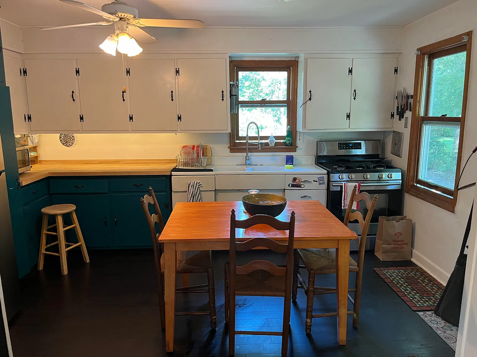 2 bed, 840 sqft, $2,200 — Photo 3
