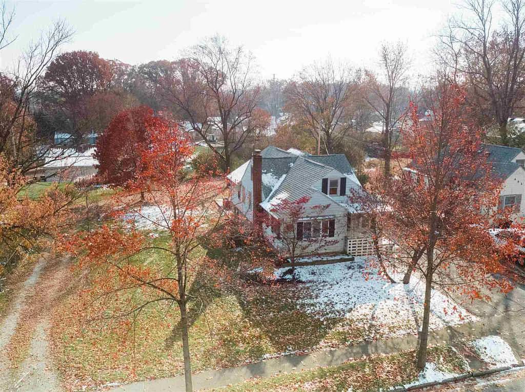 460 Penn Ave photo 1