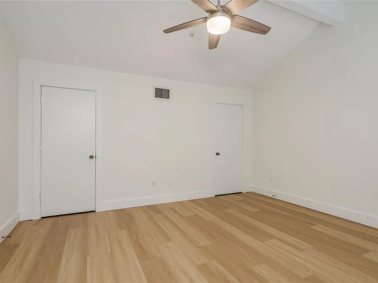 320 Island Way #209 — Photo 28