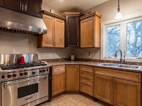 5th image of 2944 16th Street Ct