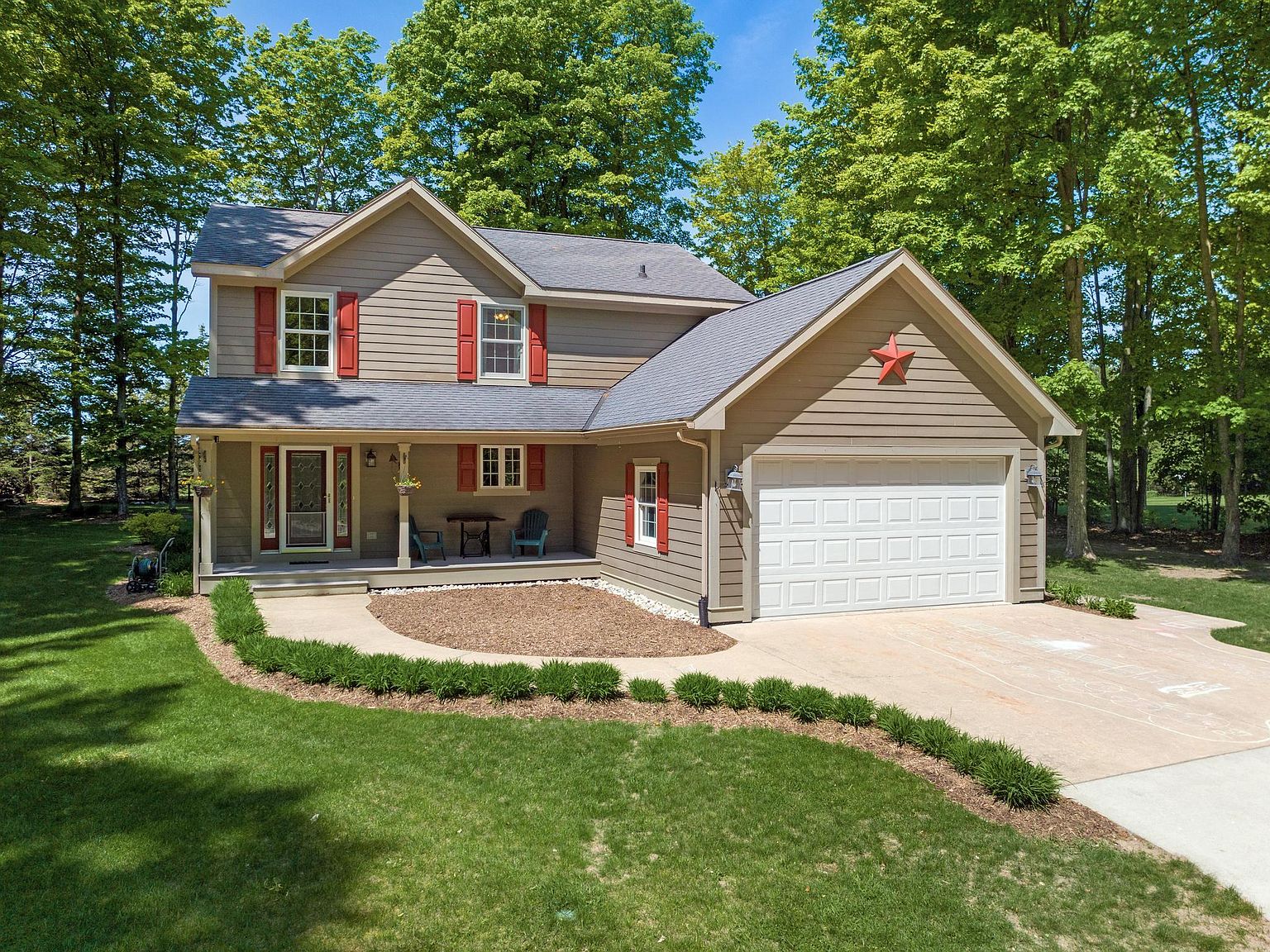 2427 Manitou Trl, Harbor Springs, MI 49740 Zillow