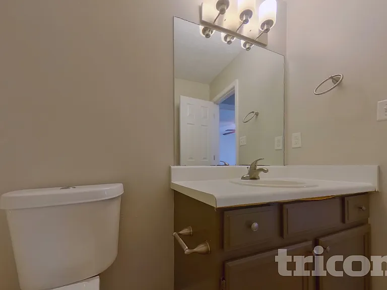237 Sweetwater Pkwy — Photo 12