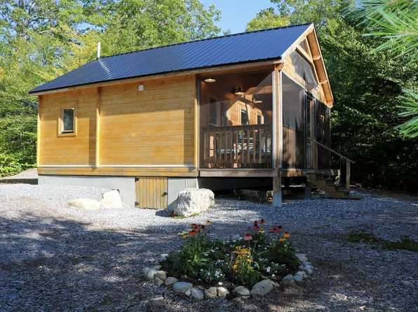 192 King Hill Road, Naples, ME 04055