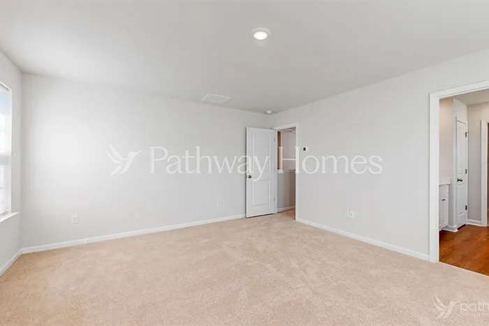 335 Kennerly Center Dr — Photo 9