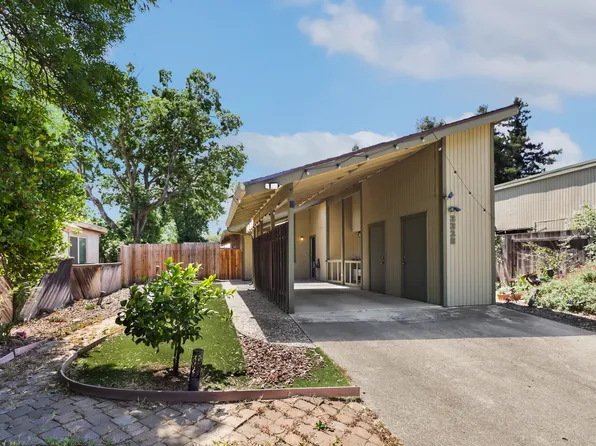 3326 Victoria Pl, Davis, CA 95616