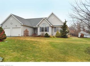 102 Windsorville Rd, Broad Brook, CT 06016