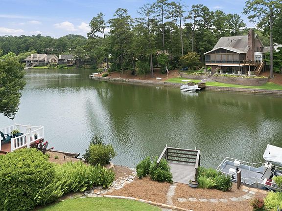 4th image of 1008 Southlake Cv
