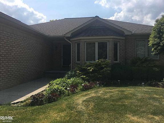 2nd image of 47253 S Fork Dr