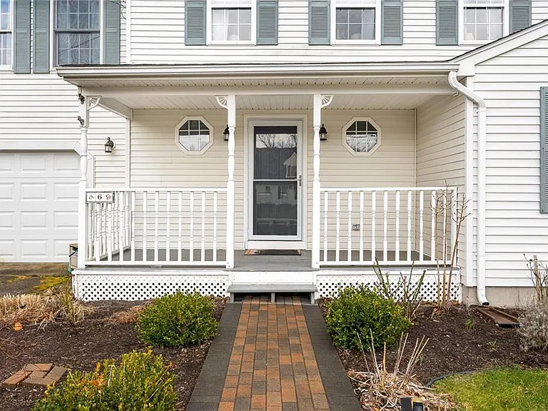 6 Pickering Dr — Photo 4