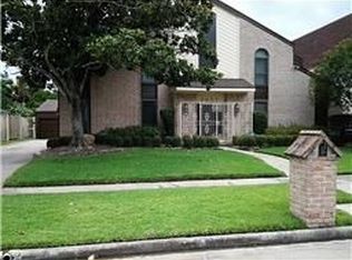 8023 Albin Ln, Houston, TX 77071