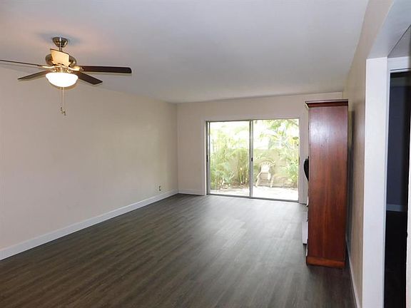 3rd image of 761 Hummingbird Way APT 104