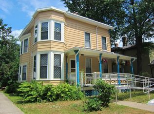 59 Buckingham St, Springfield, MA 01109