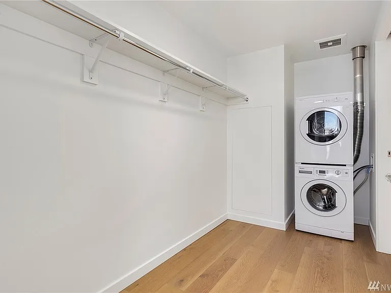 1808 Minor Ave #2106 — Photo 16