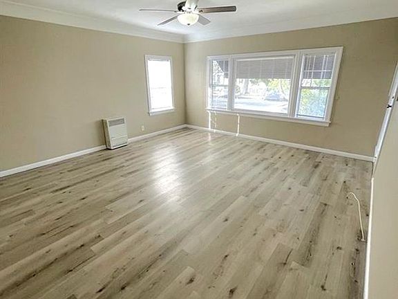 4th image of 1058-1064 N Chestnut Ave #1058