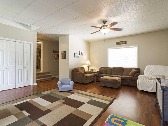 4th image of 298 Fairmont Dr