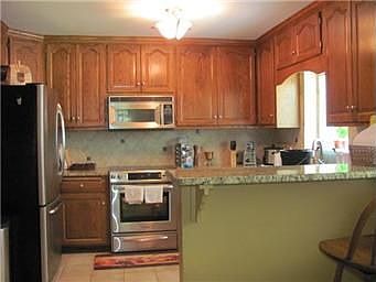 4th image of 1005 W 71st Ter
