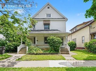1034 Davis Ave NW #1, Grand Rapids, MI 49504
