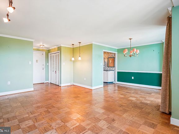 3rd image of 10500 Rockville Pike Unit 1127