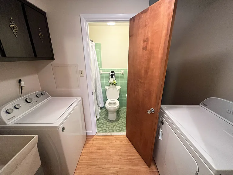 Stone Villa Court Townhomes — Photo 9