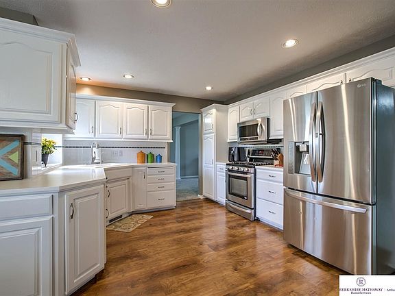 5th image of 3810 N 160th St