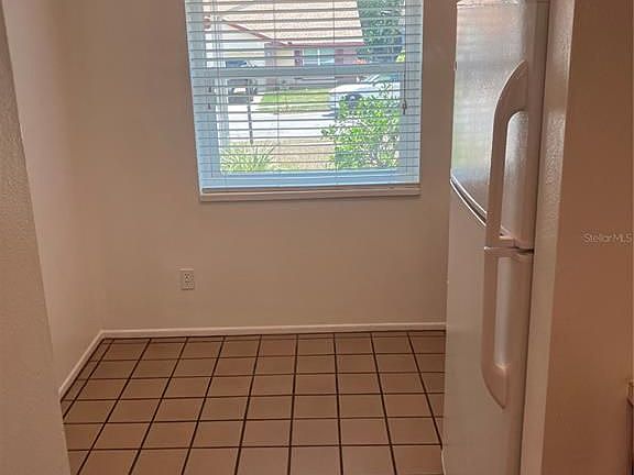 3rd image of 2825 Whitehall Dr