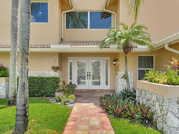 3rd image of 461 NW 111th Avenue