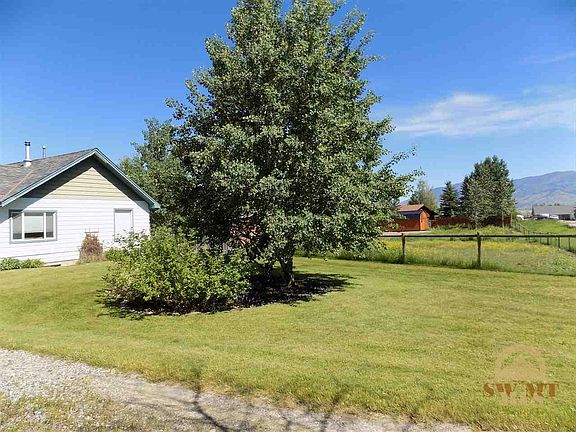 4th image of 5054 Foster Ln
