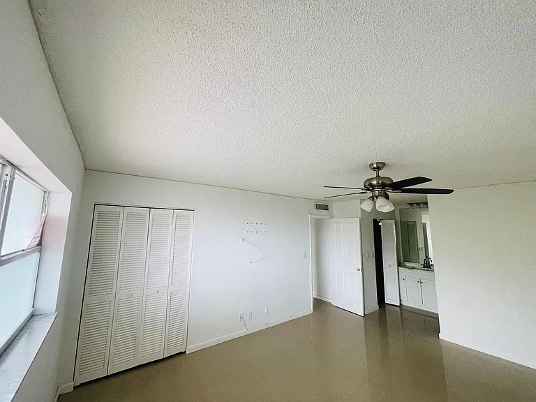 6300 S Falls Circle Dr #412 — Photo 7