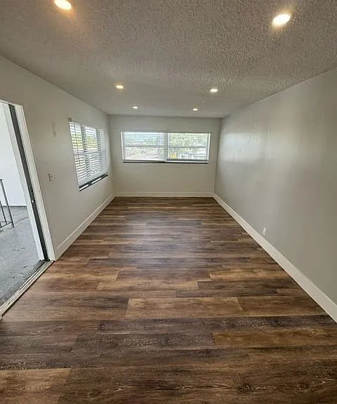 2500 Johnson St #11 — Photo 5