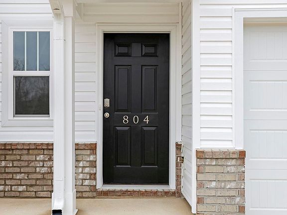 2nd image of 804 Embark Cir