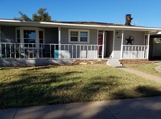 805 NW 3rd St, Andrews, TX 79714