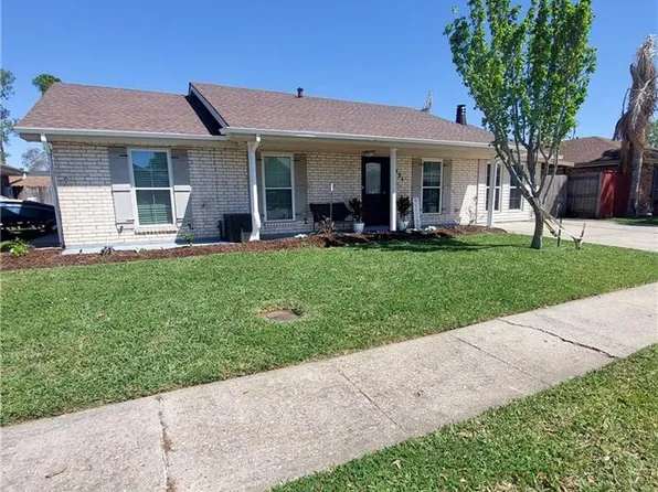 5121 Topaz Dr, Marrero, LA 70072