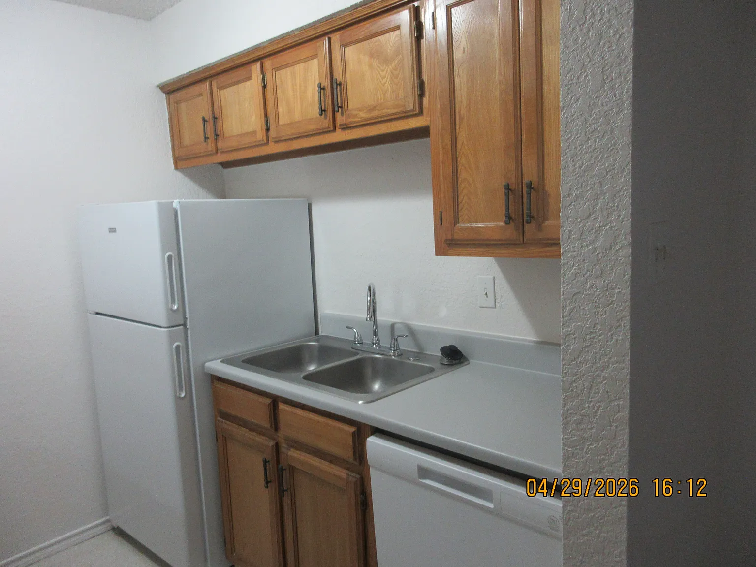2 bed, 850 sqft, $1,195 — Photo 3