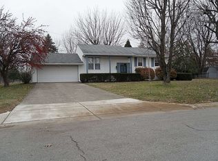 1065 Tanglewood Dr, Greenwood, IN 46142