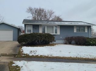 308 N Jackson Ave, Pierre, SD 57501