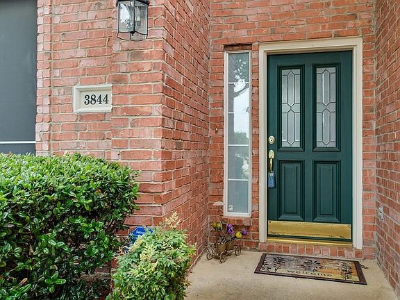 5th image of 3844 Birchmont Dr