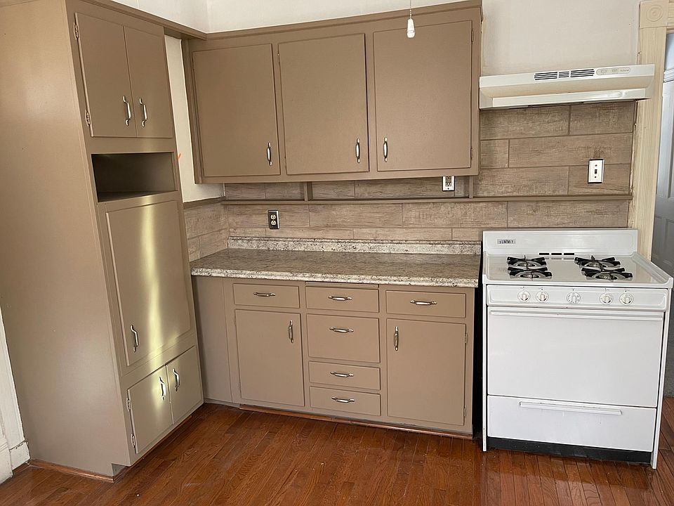 2nd floor Kitchen