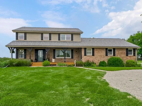 19485 S Clare Rd, Spring Hill, KS 66083