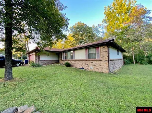 1814 Eagle Dr, Mountain Home, AR 72653