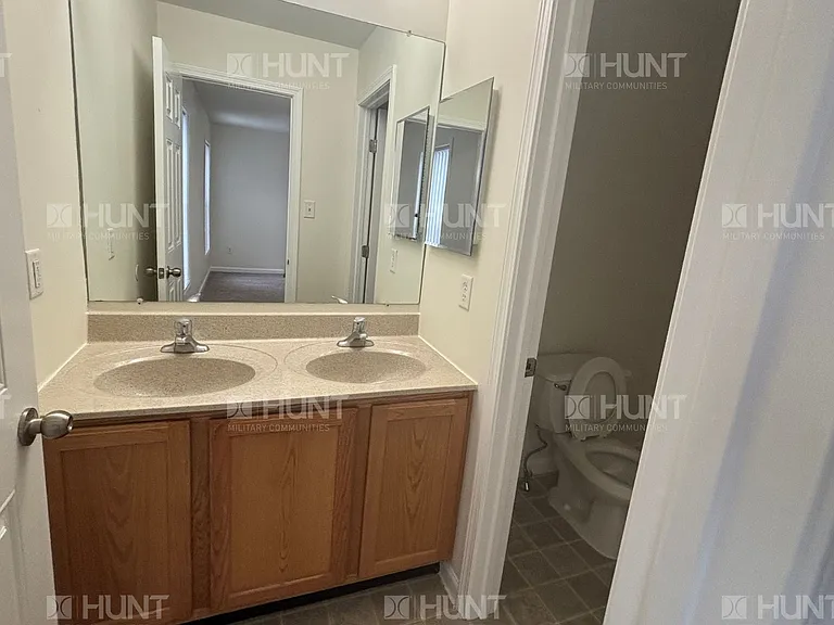 31 Lancaster Ave — Photo 15
